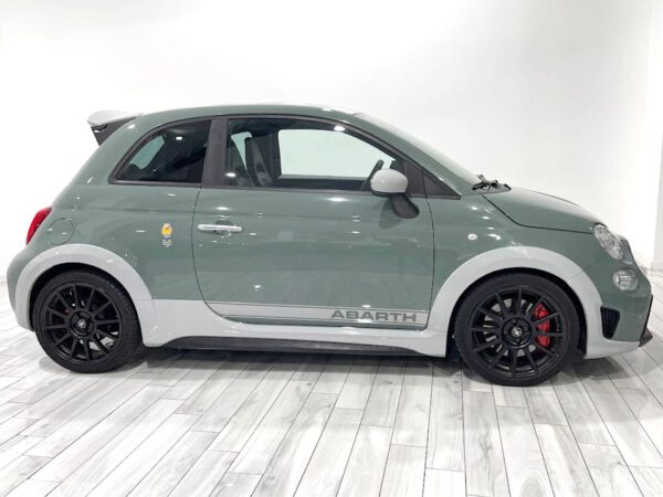 Abarth 500 695 Esseesse 1.4 16v T-Jet 132kW E6D G8215 - Imagen 4