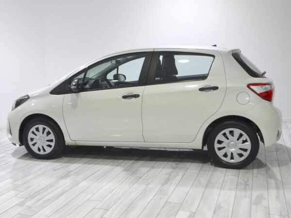 Toyota Yaris 1.5 110 Active G3342 - Imagen 6