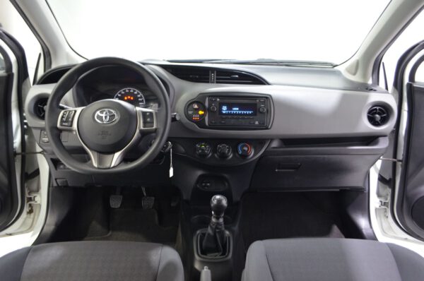 Toyota Yaris 1.5 110 Active G3342 - Imagen 7