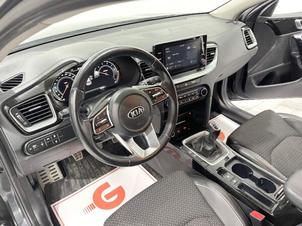 Kia XCeed 1.0 T-GDi Concept 88kW (120CV) G9905 - Imagen 7