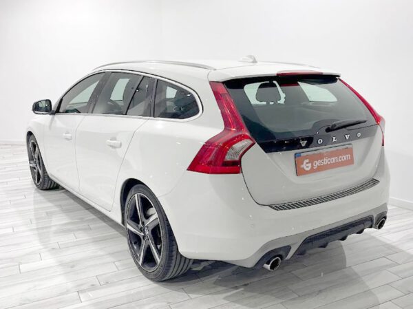 Volvo V60 2.0 D3 Momentum G9231 - Imagen 5