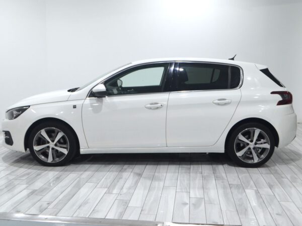 Peugeot 308 5p Active 1.2 PureTech 96KW (130CV) S&S G2805 - Imagen 8