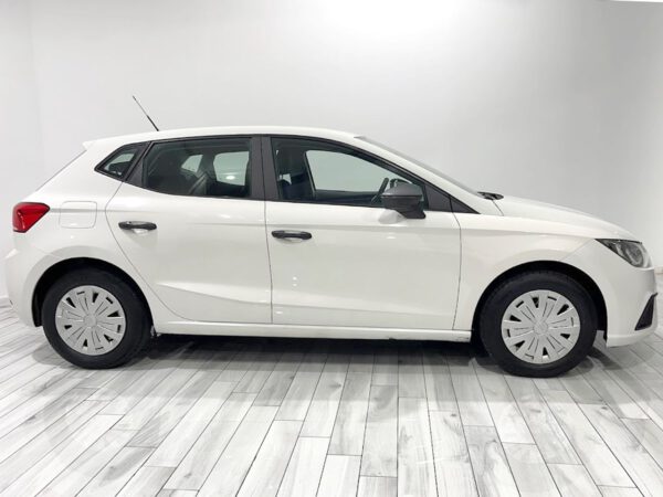 Seat Ibiza 1.0 EcoTSI 70kW (95CV) Reference G4946 - Imagen 4