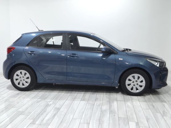 Kia Rio 1.2 CVVT 62kW (84CV) Business G6002 - Imagen 4