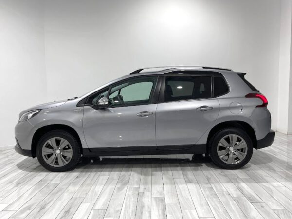 Peugeot 2008 GT Line 1.2 PureTech 81KW (110CV) S&S G0467 - Imagen 4