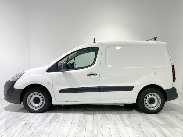 Citroën Berlingo Talla M BlueHDi 75 LIVE G6230 - Imagen 6