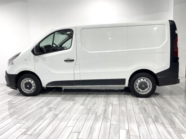 Renault Trafic Furgón 27 L1H1 Energy Blue dCi 70kW SS G5185V - Imagen 4