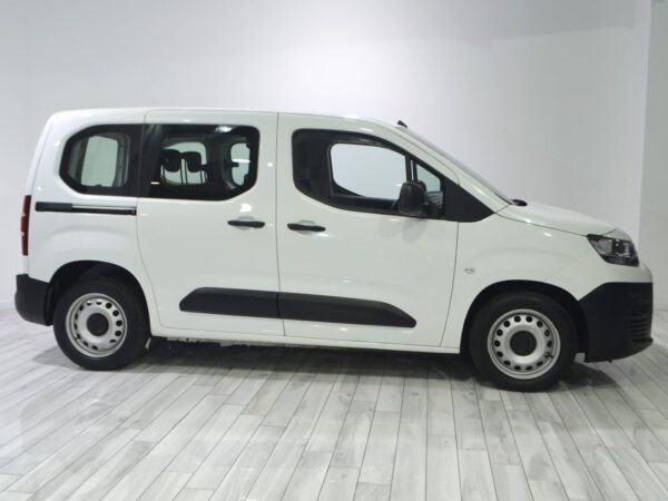 Citroën Berlingo Talla M BlueHDi 100 S&S FEEL G3182 - Imagen 4