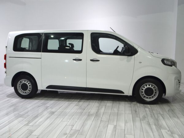 Peugeot Expert Combi 1.6 BlueHDi 120cv Standard G9404 - Imagen 3