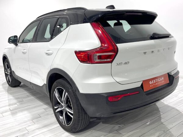 Volvo XC40 1.5 T5 Twin R-Design Auto G7932 - Imagen 5