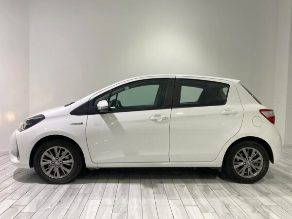 Toyota Yaris 1.5 120H Style G2130 - Imagen 6