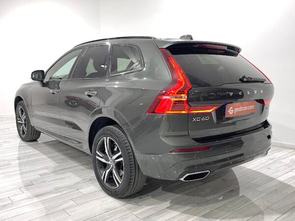 Volvo XC-60 2.0 T8 AWD R-Design Auto G2335 - Imagen 5